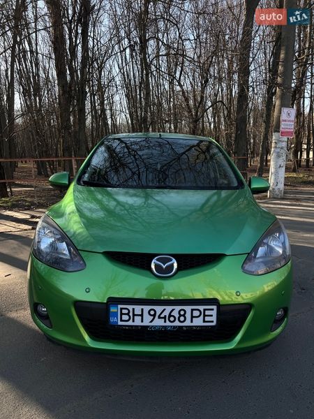 Хэтчбек Mazda 2 2008 в Одессе