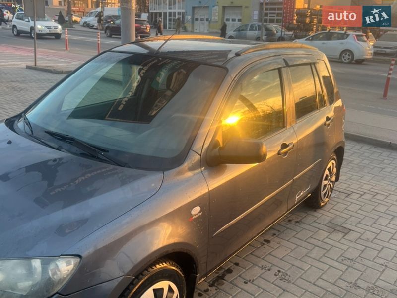 Хэтчбек Mazda 2 2004 в Ивано-Франковске