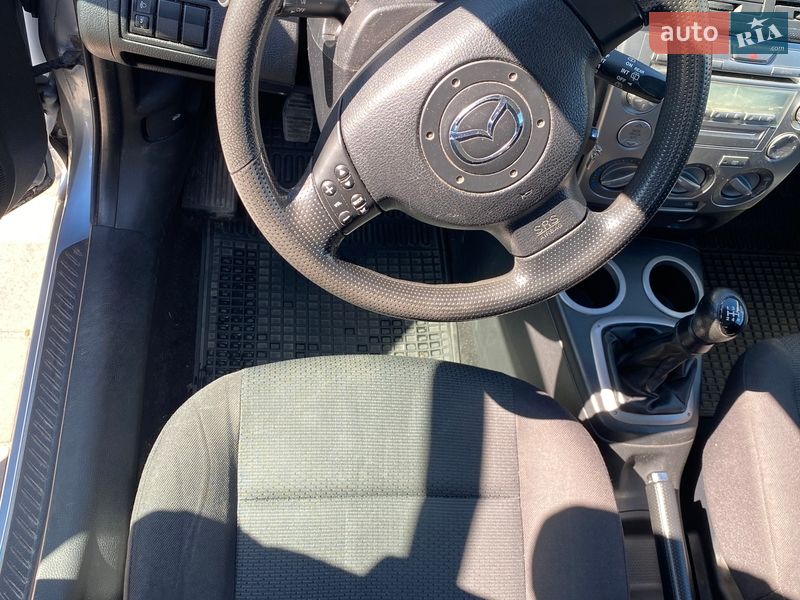 Хэтчбек Mazda 2 2007 в Полтаве
