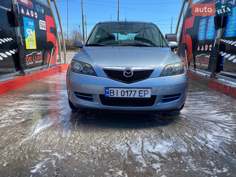 Хэтчбек Mazda 2 2007 в Полтаве