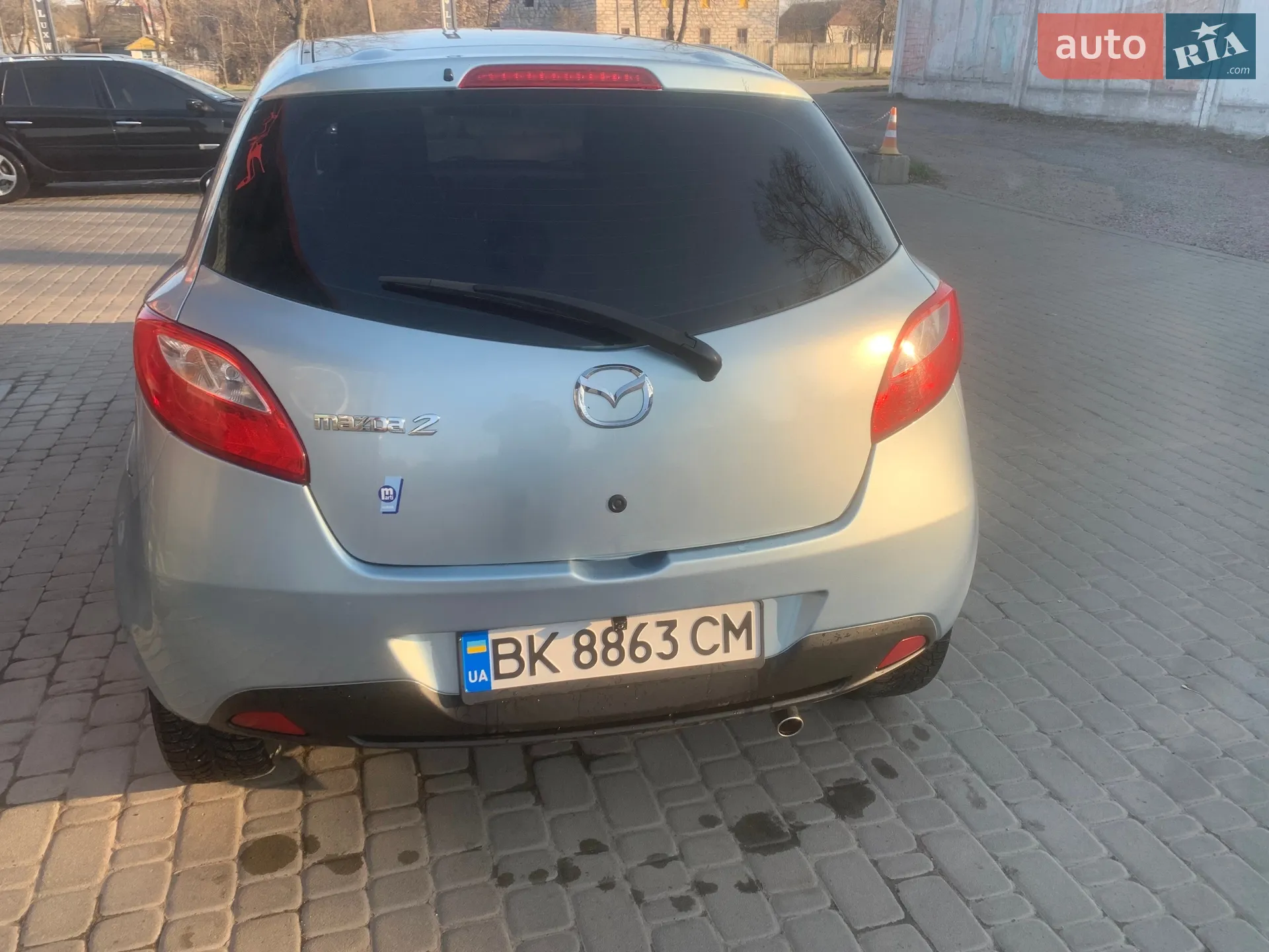 2010 Mazda 2 - мініатюра 3