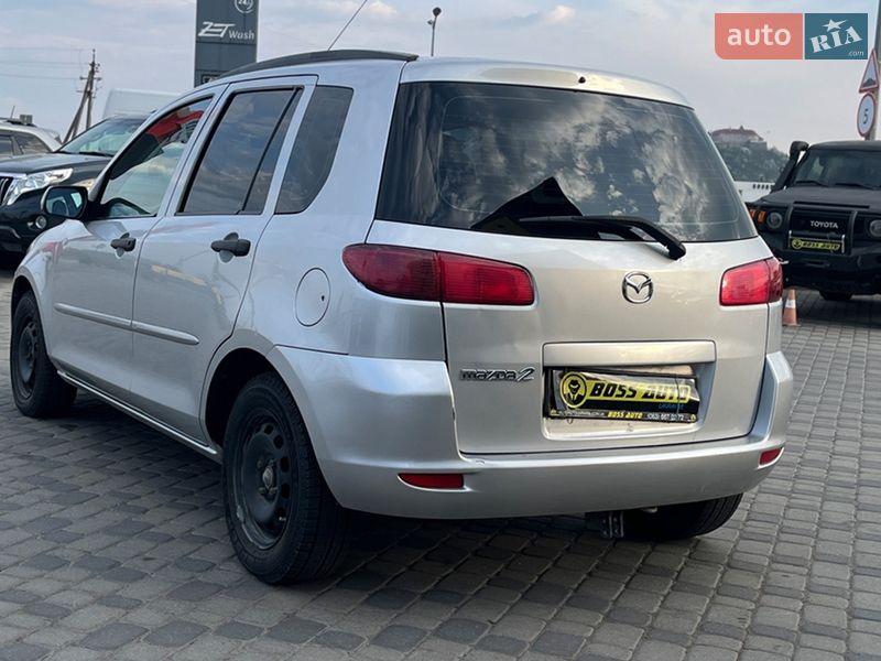 Хетчбек Mazda 2 2004 в Мукачевому