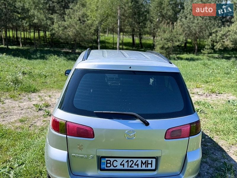 Хэтчбек Mazda 2 2004 в Золочеве