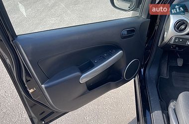 Хэтчбек Mazda 2 2008 в Днепре