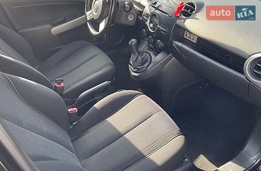 Хэтчбек Mazda 2 2008 в Днепре