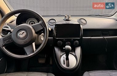 Хэтчбек Mazda 2 2008 в Днепре