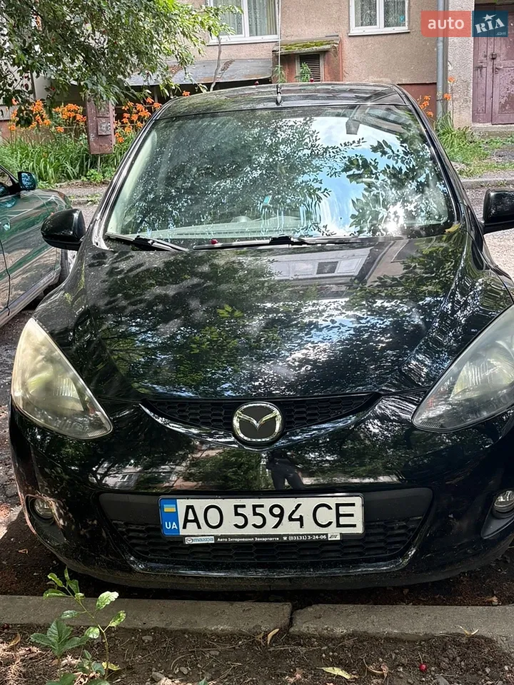2010 Mazda 2 - мініатюра 14