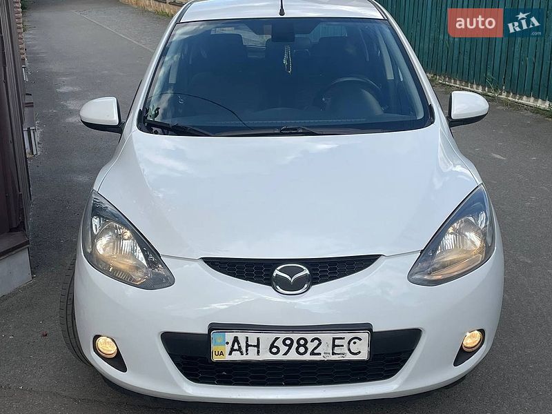 Хэтчбек Mazda 2 2008 в Киеве