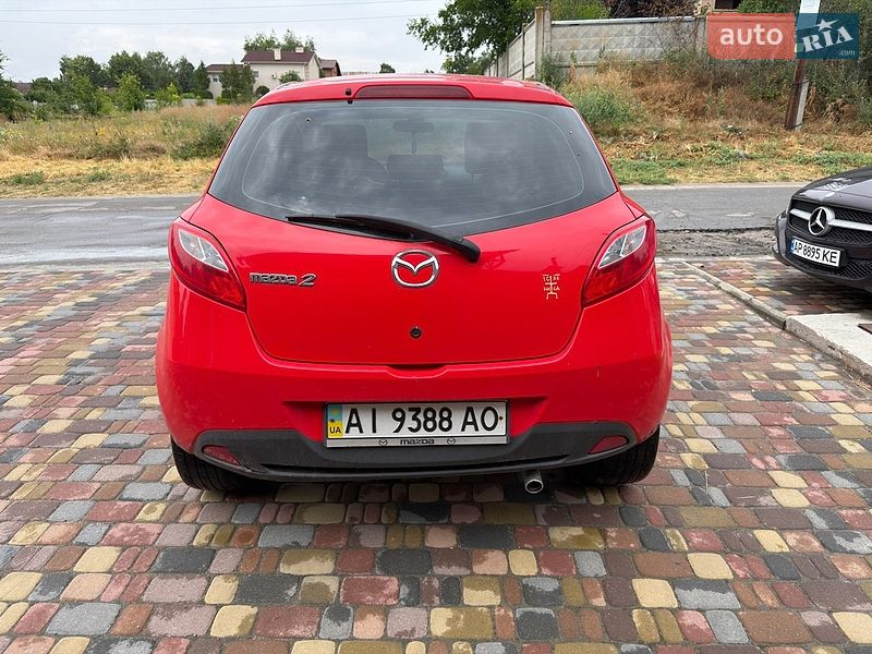 Хэтчбек Mazda 2 2008 в Запорожье