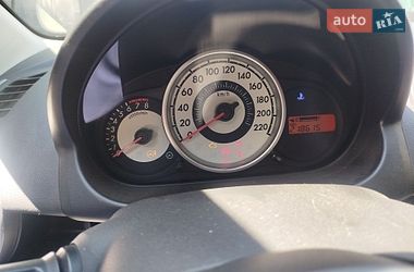 Хетчбек Mazda 2 2009 в Дніпрі
