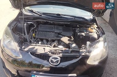 Хетчбек Mazda 2 2009 в Дніпрі