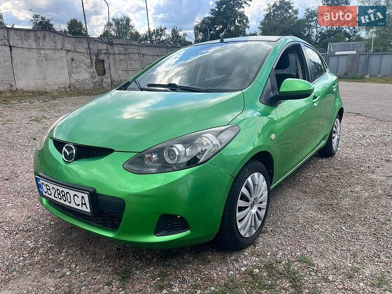 Хэтчбек Mazda 2 2008 в Чернигове