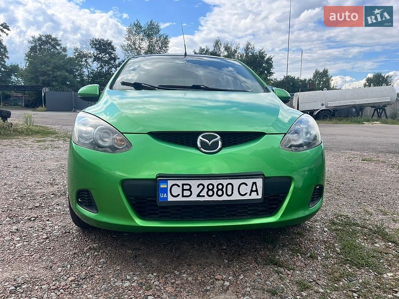 Хэтчбек Mazda 2 2008 в Чернигове