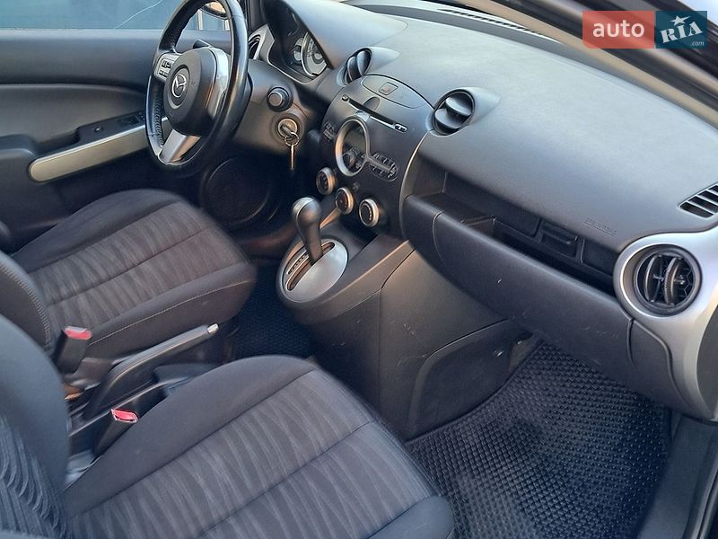Хетчбек Mazda 2 2008 в Києві