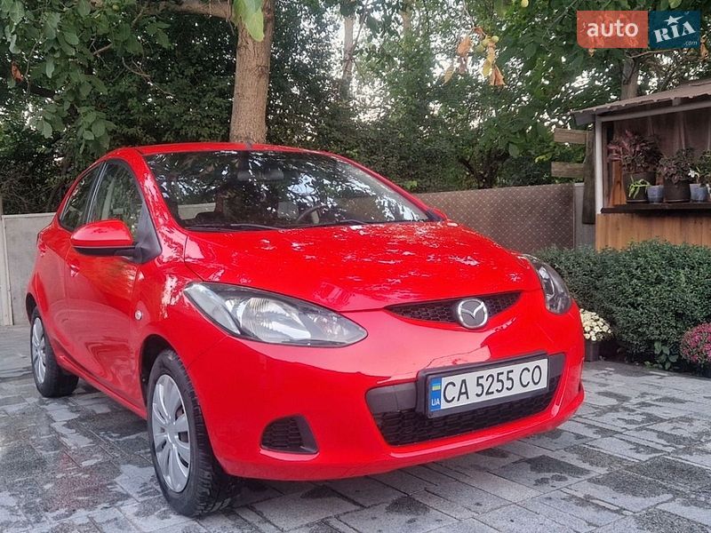 Хетчбек Mazda 2 2009 в Звенигородці