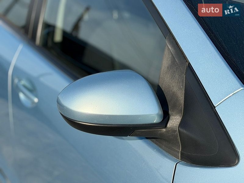 Хетчбек Mazda 2 2009 в Вінниці