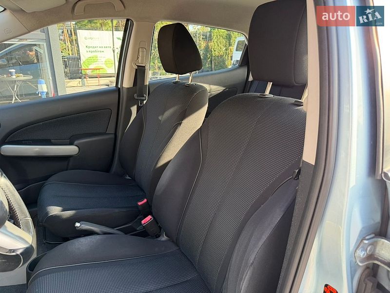 Хетчбек Mazda 2 2009 в Вінниці