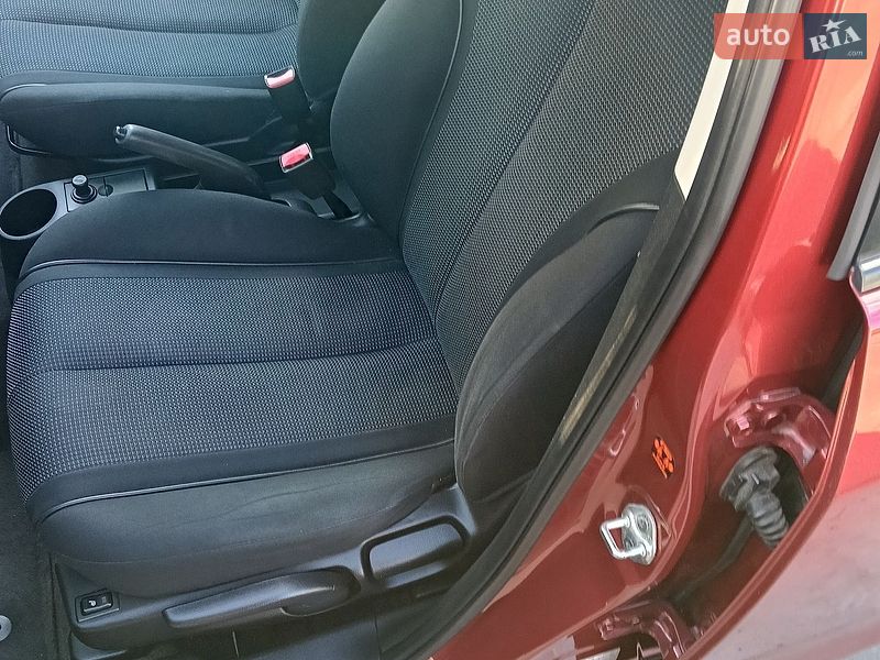 Хэтчбек Mazda 2 2008 в Павлограде