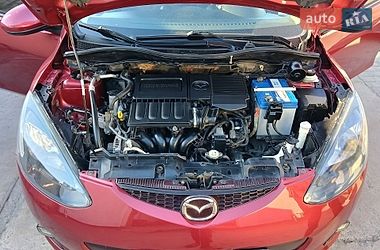 Хэтчбек Mazda 2 2008 в Павлограде