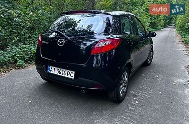 Хетчбек Mazda 2 2011 в Києві