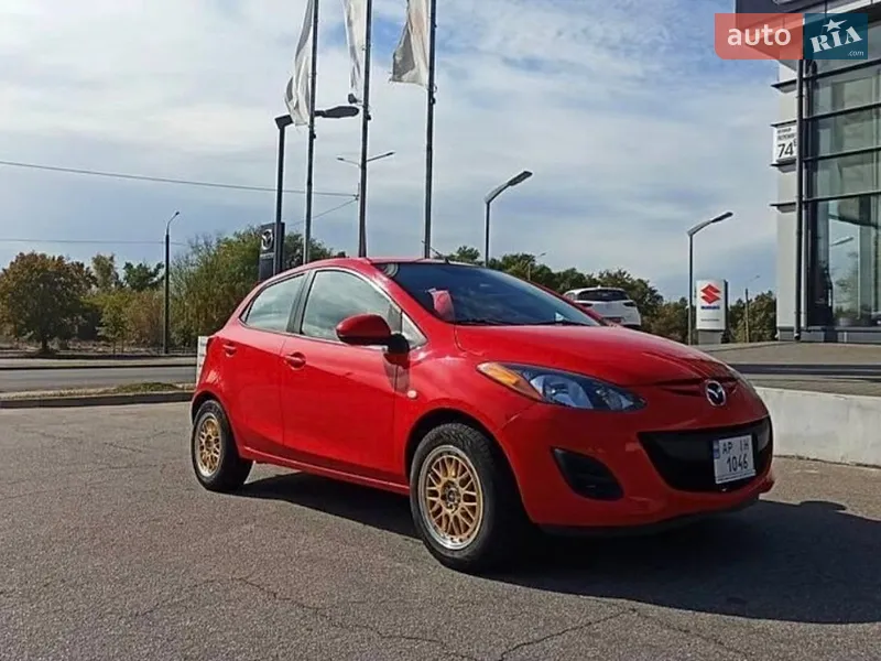Mazda 2