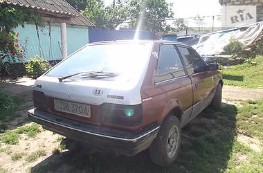 Седан Mazda 323 1985 в Одесі