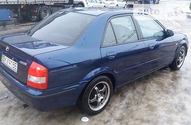 Седан Mazda 323 1999 в Ровно