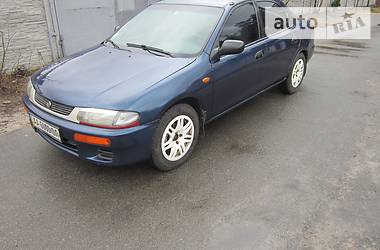 Седан Mazda 323 1996 в Киеве