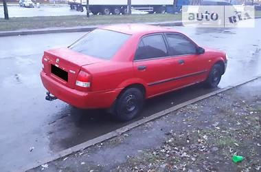 Седан Mazda 323 1999 в Киеве
