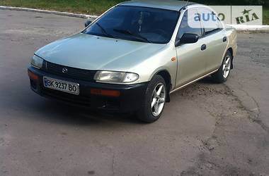 Седан Mazda 323 1996 в Ровно