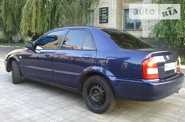 Седан Mazda 323 2000 в Сумах