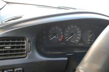 Седан Mazda 323 1995 в Борисполе