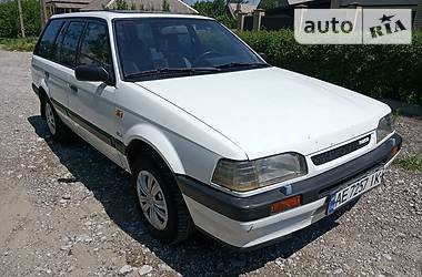 Универсал Mazda 323 1992 в Каменском