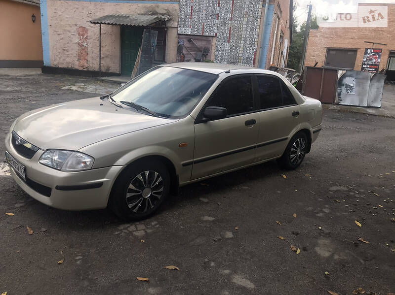 Mazda 323