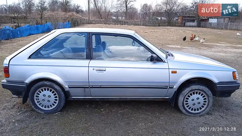 Mazda 323