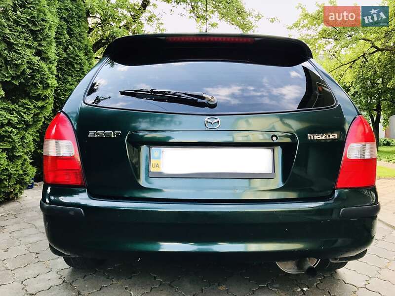 Хэтчбек Mazda 323 2001 в Львове