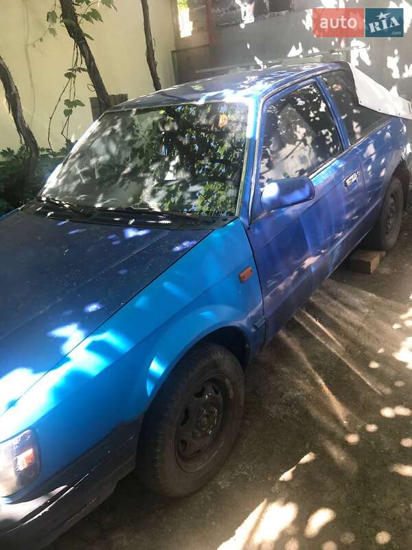 Хетчбек Mazda 323 1986 в Іршаві фото 13 Хетчбек Mazda 323 1986 в Іршаві