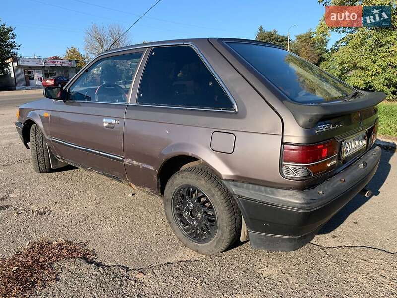Хетчбек Mazda 323 1987 в Фастові