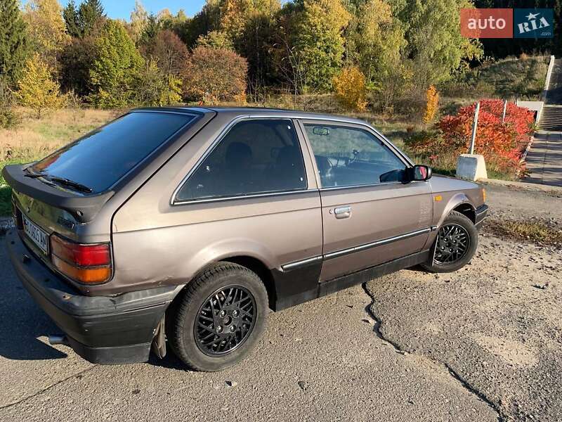 Хетчбек Mazda 323 1987 в Фастові