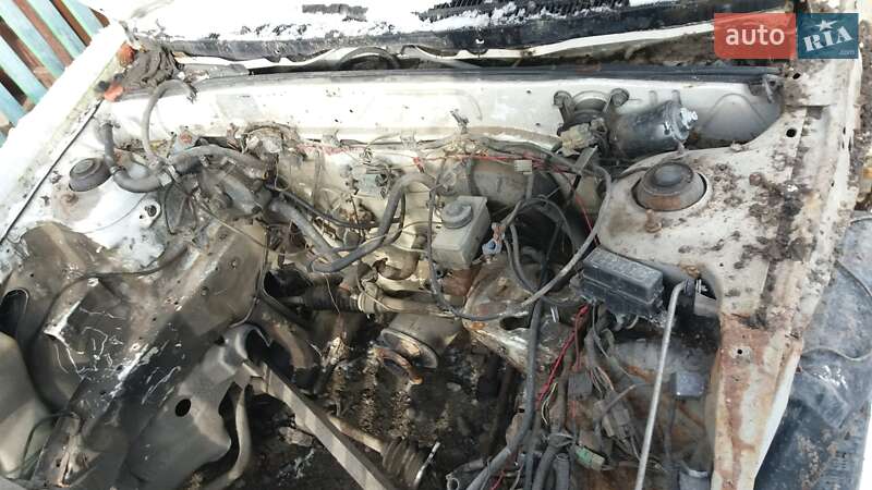 Хэтчбек Mazda 323 1986 в Калуше