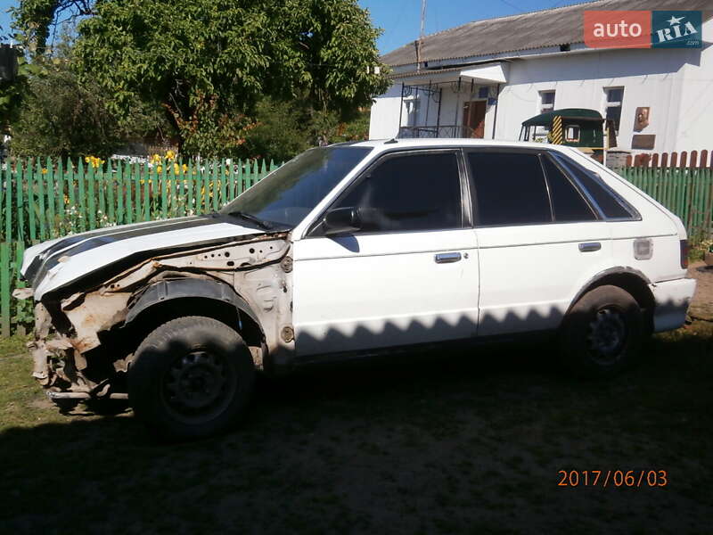 Хэтчбек Mazda 323 1986 в Калуше