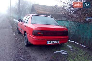 Седан Mazda 323 1992 в Іванкові