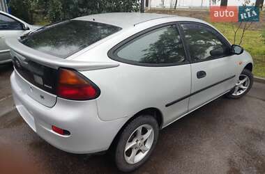 Хэтчбек Mazda 323 1998 в Киеве