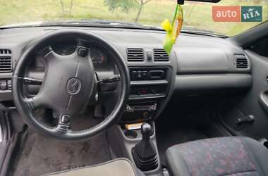 Хэтчбек Mazda 323 1998 в Киеве