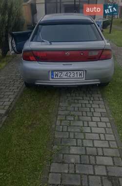 Хэтчбек Mazda 323 1995 в 