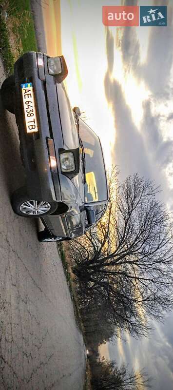 Хэтчбек Mazda 323 1992 в Днепре