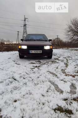 Седан Mazda 323 1988 в Боярці