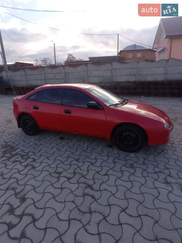 Хэтчбек Mazda 323 1997 в Городенке