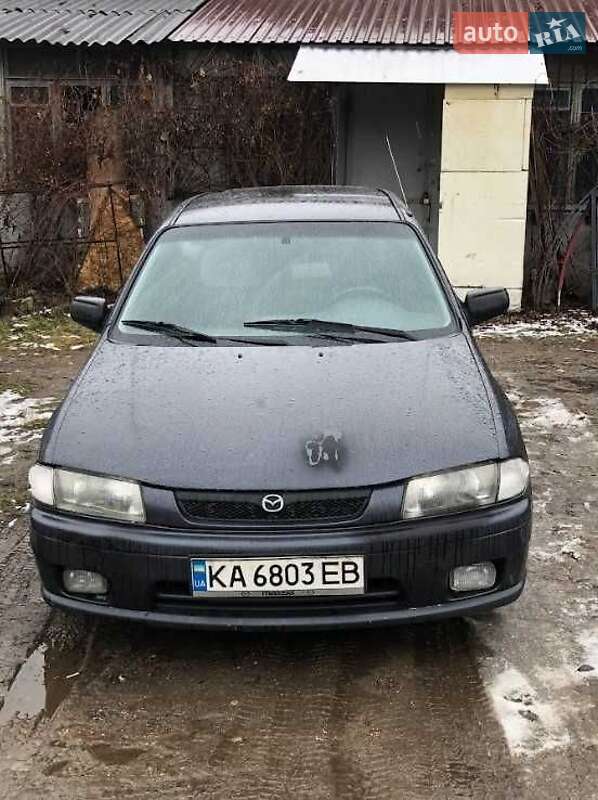 Седан Mazda 323 1998 в Гостомеле