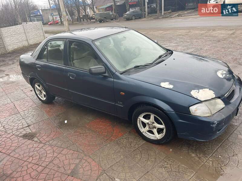 Седан Mazda 323 1999 в Константиновке